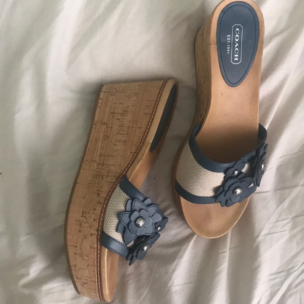 Coach, cork-wedges with blue accenting flowers